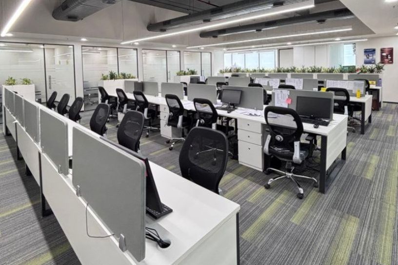 modern co-working space interior workstation design